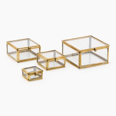 Lot de 4 boites,  L : 4x7cm  / M: 3x5cm, S: 2x4cm, XS : 1.50x 3cm en métal et verre MONOPRIX
