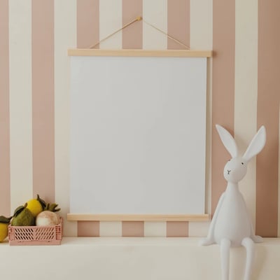 Porte-Affiche en pin LES PETITES DATES 