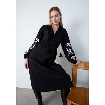 Robe longue avec broderies sur les manches SOLENE BROD ETAM