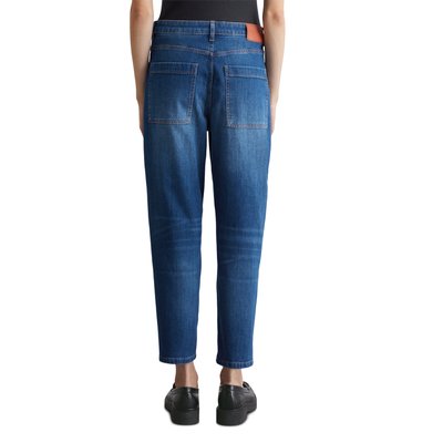 Jeans modèle Iva boyfriend barrel leg en doux denim Cashmere Touch MARC O'POLO