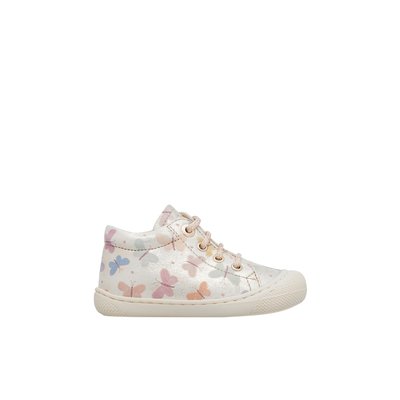 Chaussures premiers pas en cuir laminé avec imprimé papillons COCOON NATURINO
