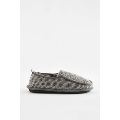 Chaussons fermés à l'arrière avec plastron NEXT