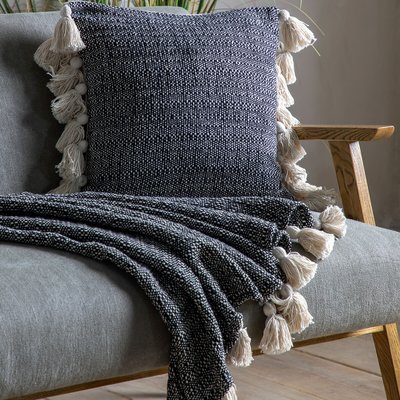 Woven Throw With Tassels ÉDITÉ