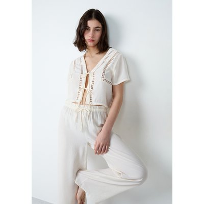Chemise de pyjama manches courtes à motifs ajourés à nœuds KART ETAM