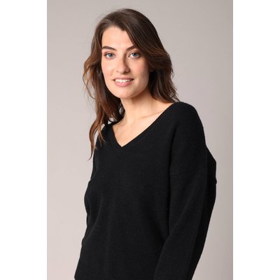 Pull doux à message love
 NADISSA DEELUXE