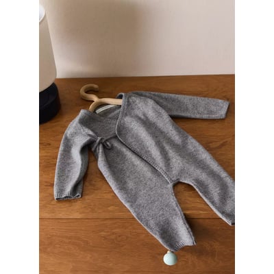 Combinaison pyjama 100 % cachemire à design croisé MANGO HOME