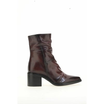 Ruched Leather Ankle Boots with Pointed Toe MJUS
