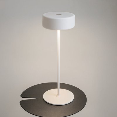 Lampe de table rechargeable blanche - style design ALMA PIER IMPORT
