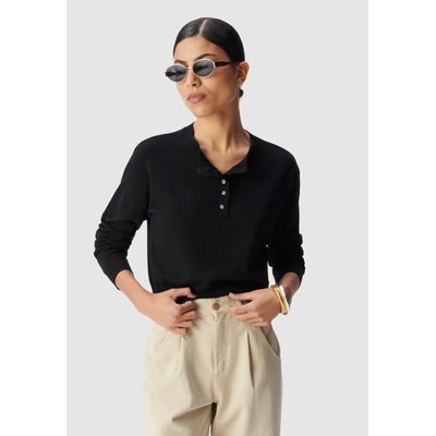 Pull chic tricot fin boutons strass IKKS