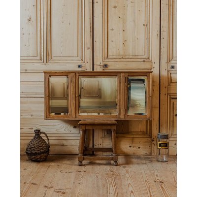 Petite vitrine en bois et verre biseauté Victoria N°1254 - Bon état DEBONGOUT