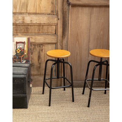 Paire de tabourets en métal Axel N°390 - Bon état DEBONGOUT