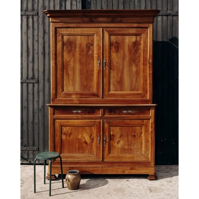 Armoire normande en merisier massif Blandine N°480 - Bon état DEBONGOUT