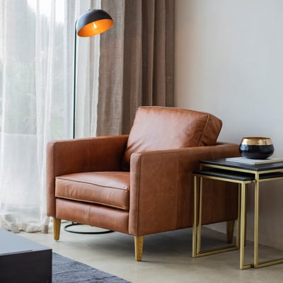 Groton Mid-century Vintage Leather Armchair with Solid Wood Legs ÉDITÉ