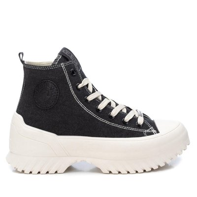 Chaussure fabriqué en matière textile REFRESH
