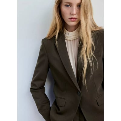 Blazer costume cintré MANGO