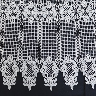 Brise bise en macramé au style ornemental HOME MAISON