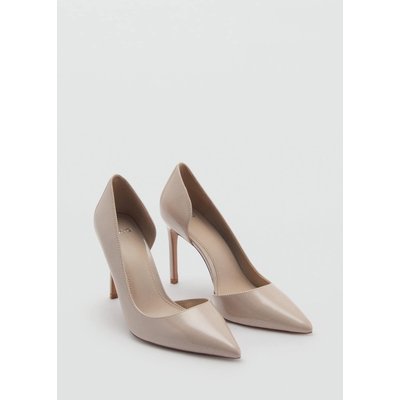 Chaussures talon asymétrique effet verni MANGO