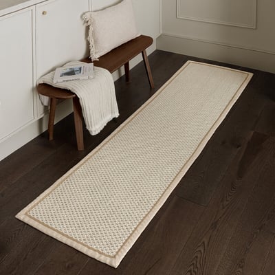 Korra Double Loop Runner Rug ÉDITÉ