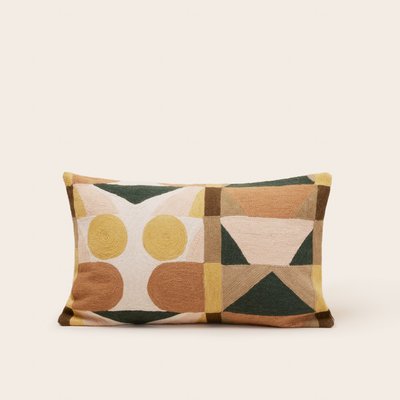 Housse de coussin en Motif graphique brodé en point de chainette  NIKOLLA MADURA