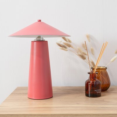 Axel Coral Metal Table Lamp SO'HOME
