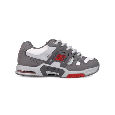 Chaussures en cuir AT-2. DC SHOES