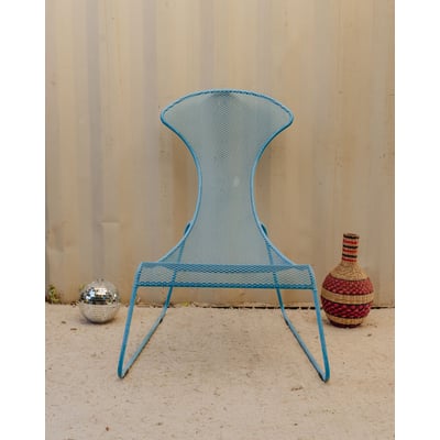 Grande chaise en métal bleu Alma N°1851 - Bon état DEBONGOUT