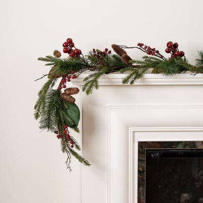 180cm Classic Red & Green Christmas Garland SO'HOME