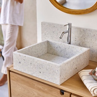 Vasque carrée en terrazzo premium moon MADE TIKAMOON