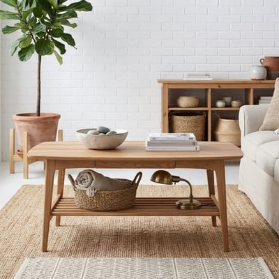 Table basse scandinave rectangulaire en bois massif avec rangement - ELEA HELLIN, DEPUIS 1862