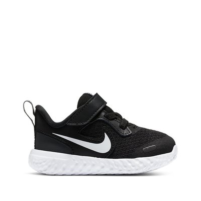 Baskets Revolution 5 NIKE