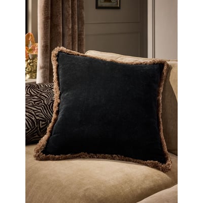 Coussin en velours doux à franges NEXT