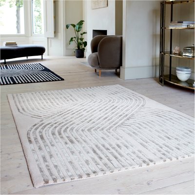 Cross-over Linear Pattern Rug SO'HOME