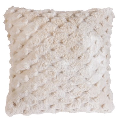 Coussin Imitation Fourrure avec Relief Géométrique LINDER