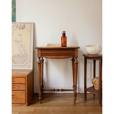 Coiffeuse au bois sculpté Louise N°337 - Bon état DEBONGOUT