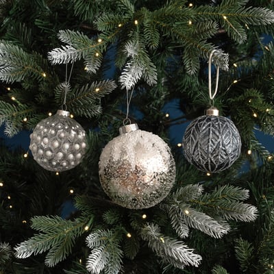 Set of 3 Assorted Texture Baubles SO'HOME