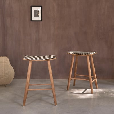 Lot de 2 tabourets de bar en teck massif et tissu rayé  AMBRE BERAH GETAH