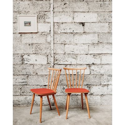 Paire de chaises rouge Alma N°448 - Bon état DEBONGOUT