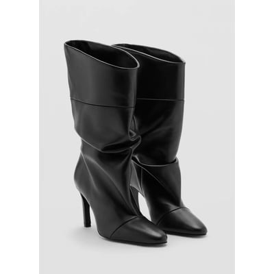 Bottines à talons en cuir froncé MANGO