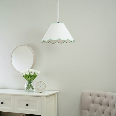 Florie Large Scallop Trim Shade SO'HOME