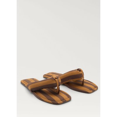 Chaussons ouverts à rayures tissées MANGO