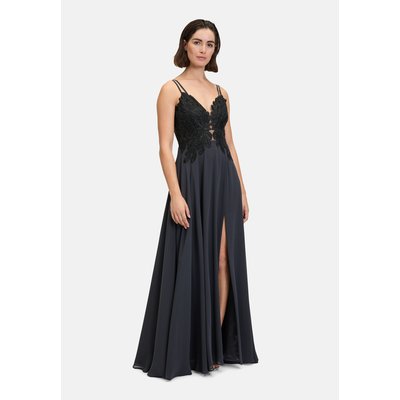 Robe de soirée à broderies VERA MONT