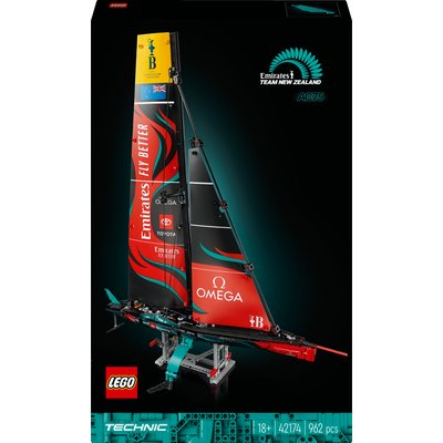 Technic Yacht Emirates Team New Zealand AC75 LEGO