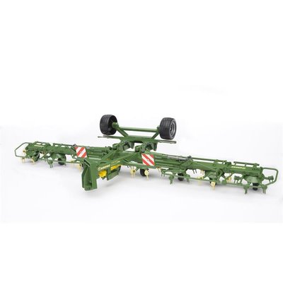 Faneuse rotative Krone KWT 8.82 avec châssis BRUDER