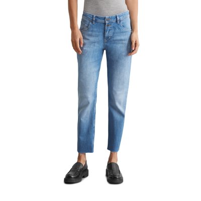 Jeans modèle Theda boyfriend cropped avec deux boutons MARC O'POLO
