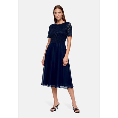 Robe de cocktail en dentelle VERA MONT