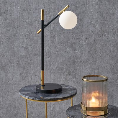 White Orb Table Lamp SO'HOME