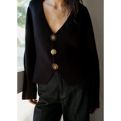 Veste en maille boutons bijoux MANGO