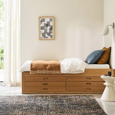 Octavo Oak Veneer 4-Drawer Platform Bed AM.PM