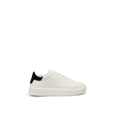 Baskets Modèle Kaira en cuir de vache noble MARC O'POLO