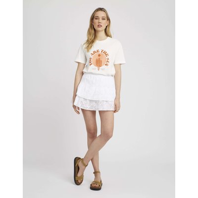Jupe courte en broderie anglaise BZB